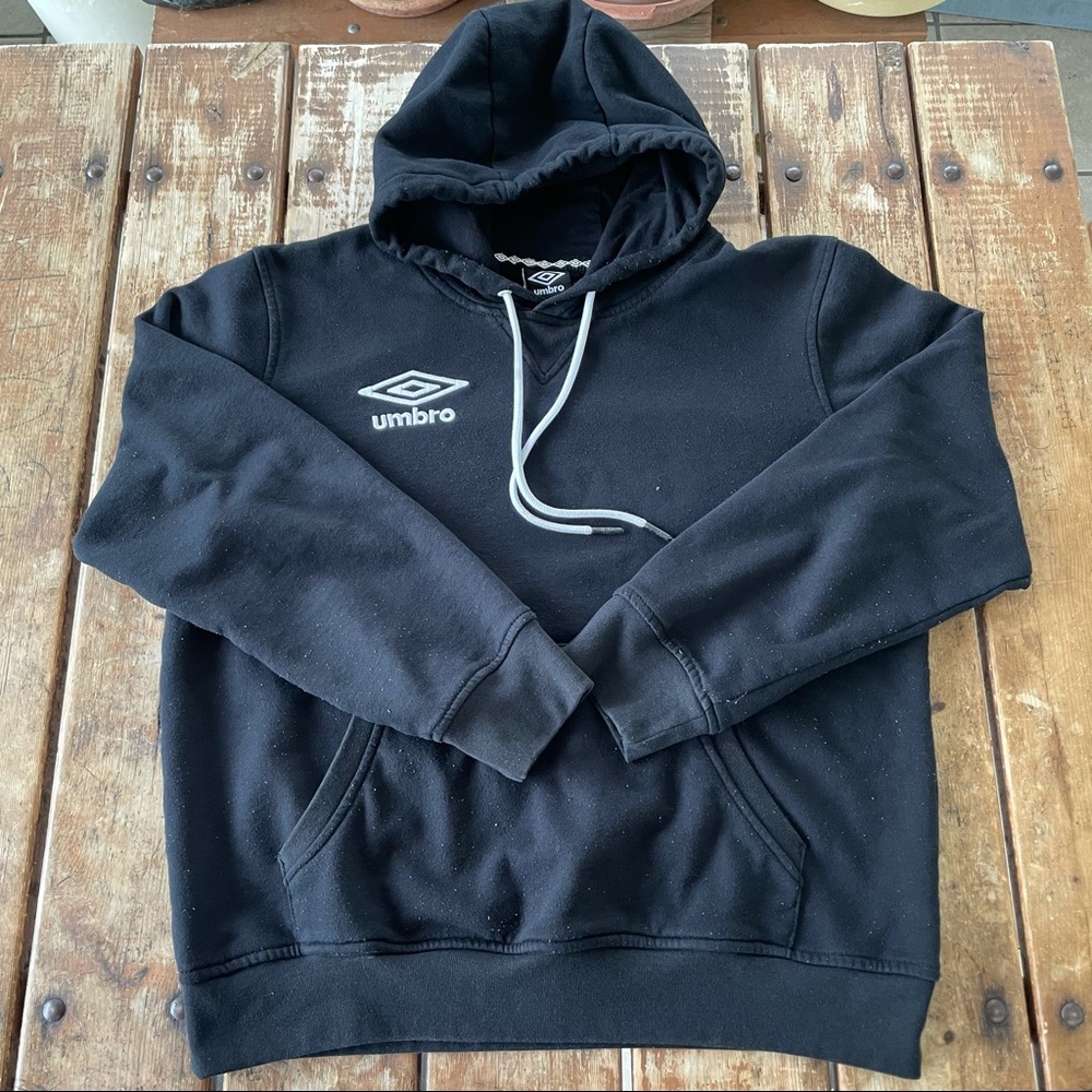 Umbro Black Hoodie/ L